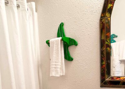 Bathroom - green starfish towel holder