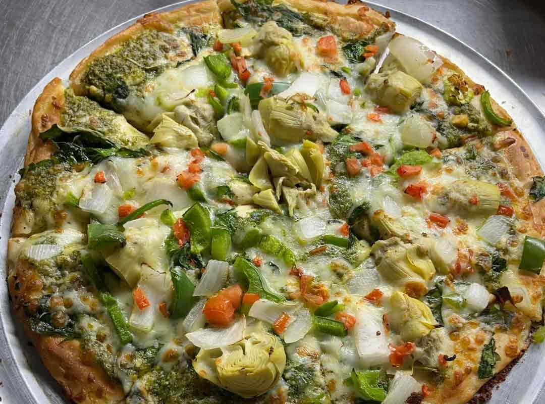 Artyichoke and pesto pizza