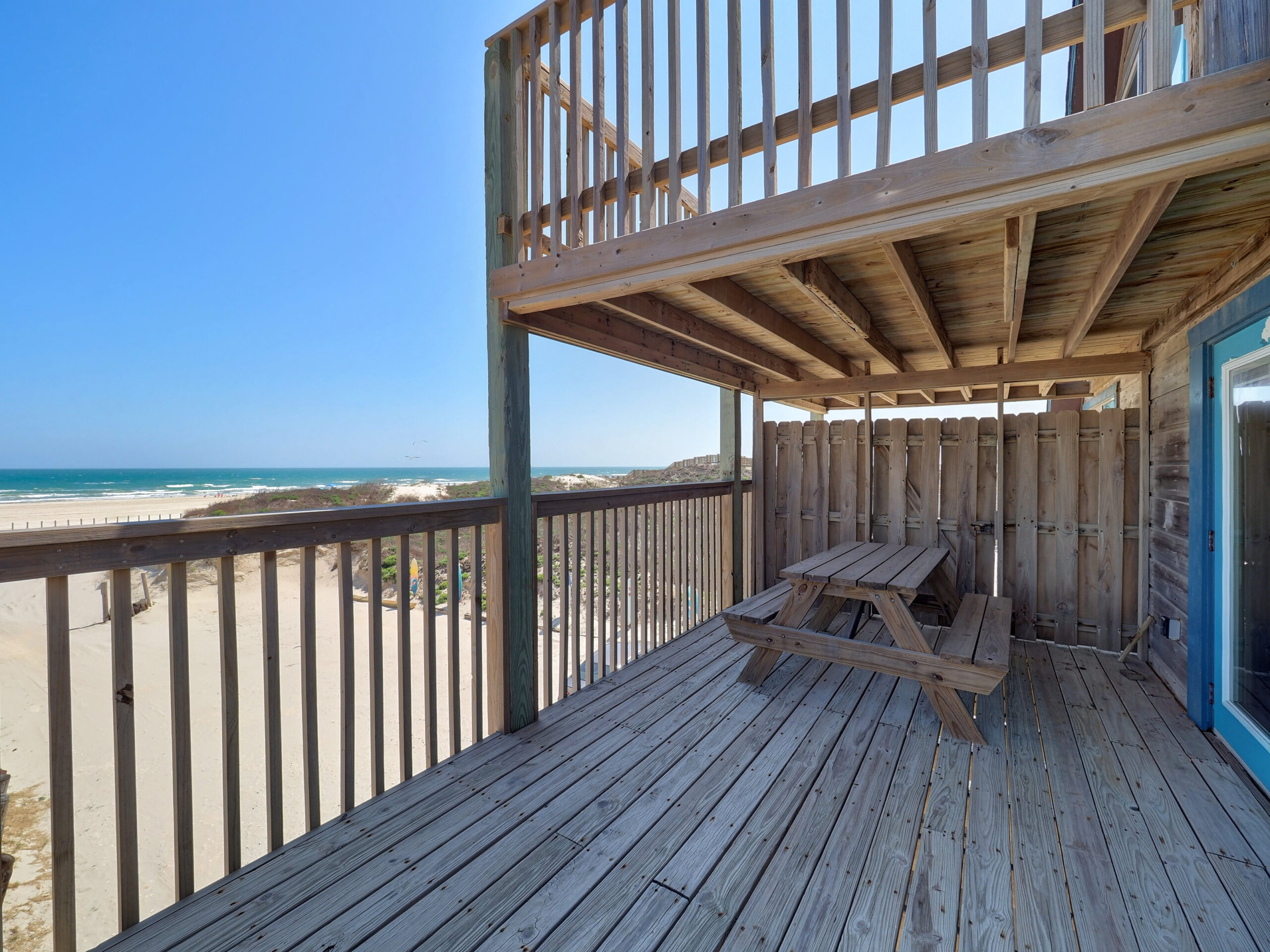Surf's Up - Balcony Patio