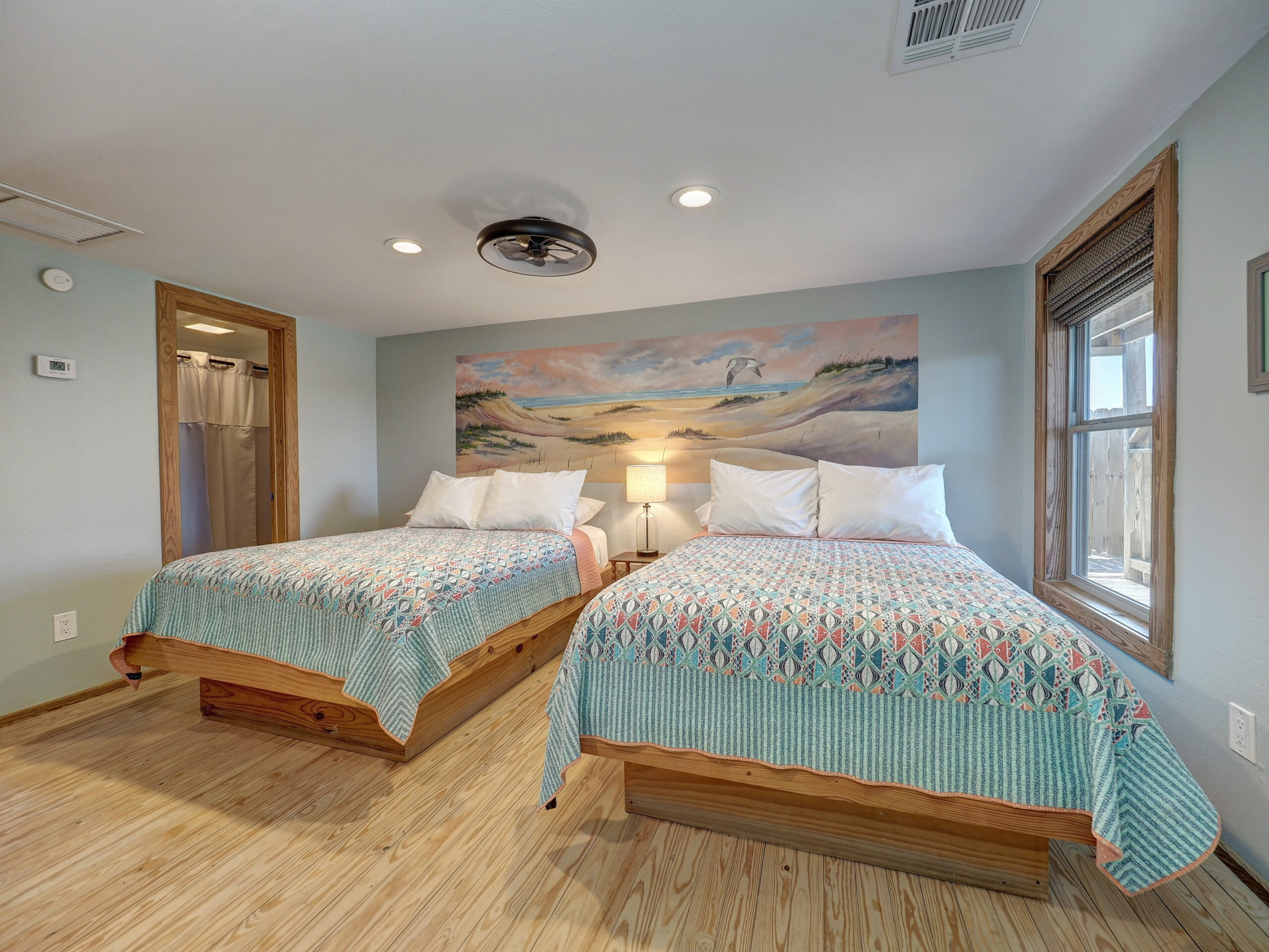 Surf's Up - Bedroom